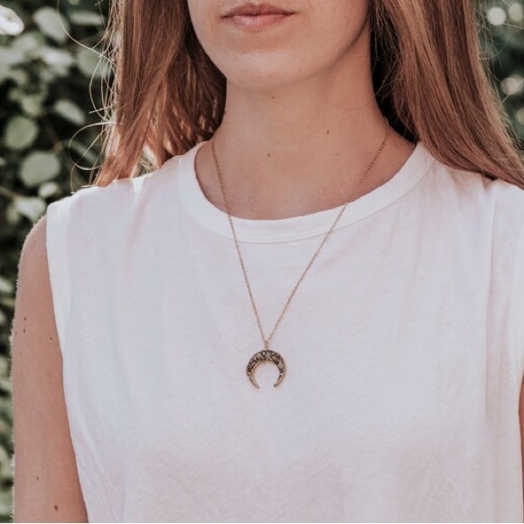 Handmade Opal Crescent Moon Pendant Necklace with natural gemstones - Picture 5 of 8